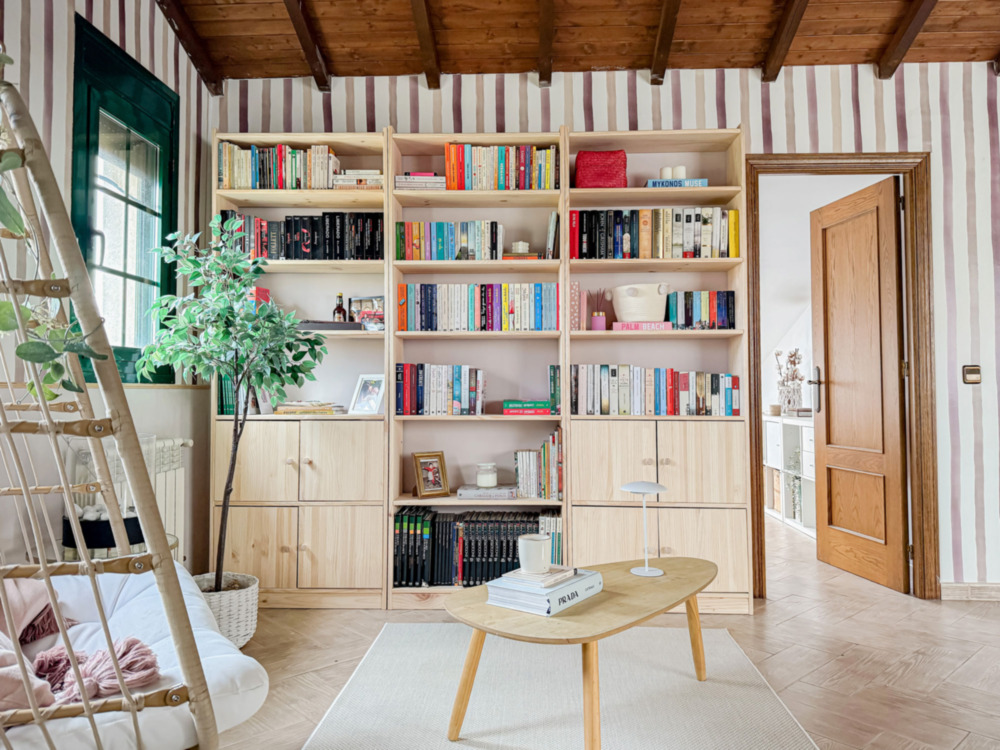 bibliothèque livres et portes