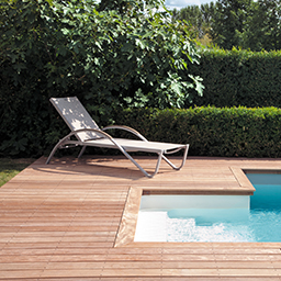 Bains de soleil, chiliennes et hamacs