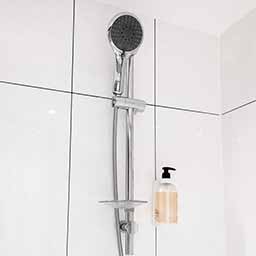 Barres et colonnes de douche