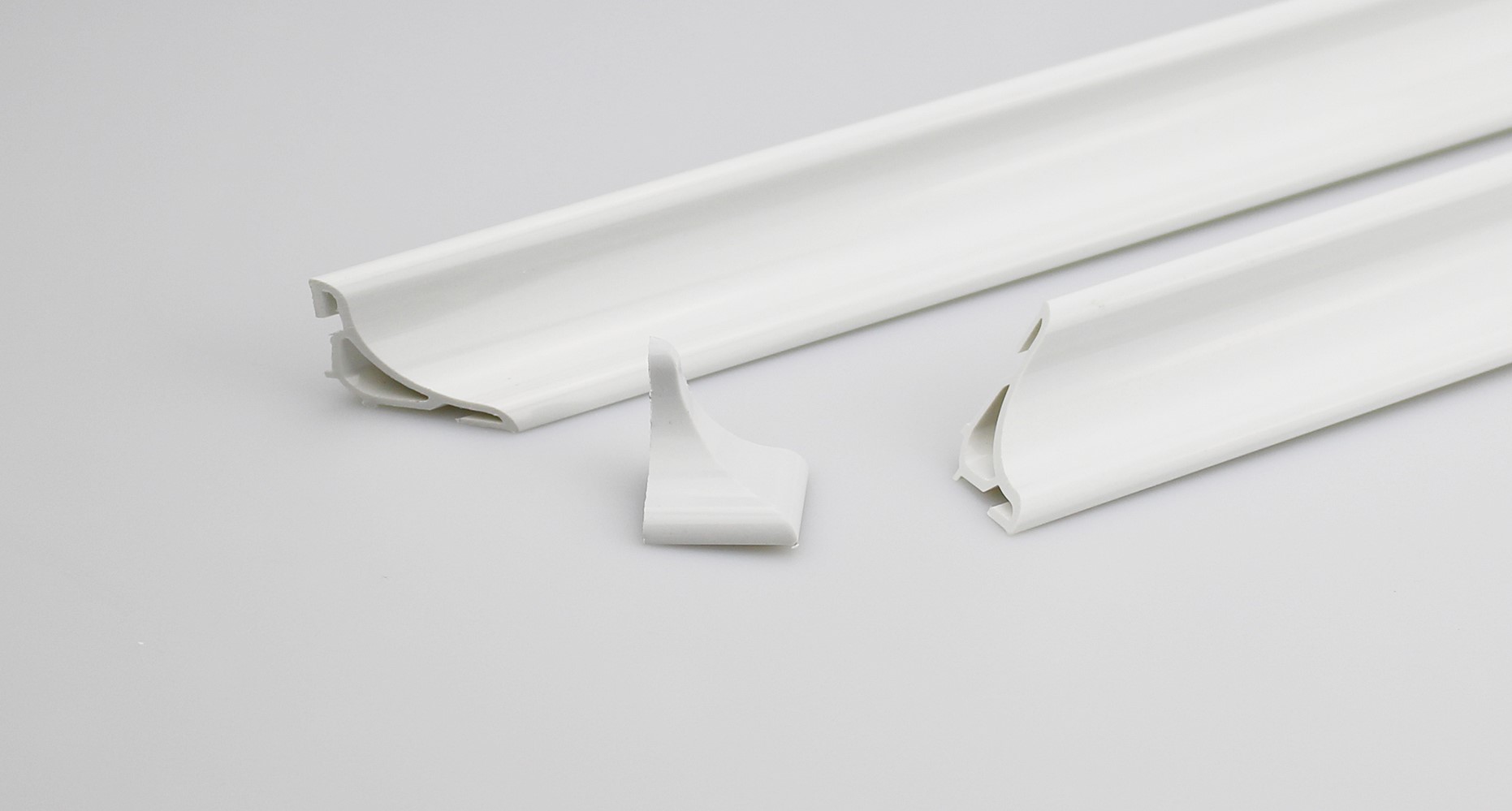 Profilé baignoire blanc pvc (2x2.5m)