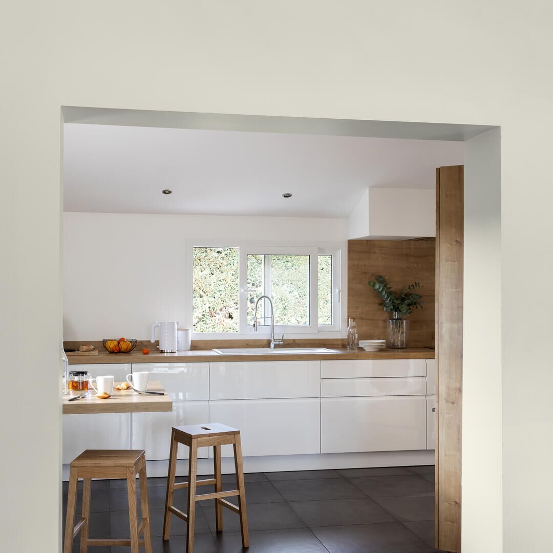 Peinture Cuisine&Bain Resist'Extrême Parchemin satin 2L - V33