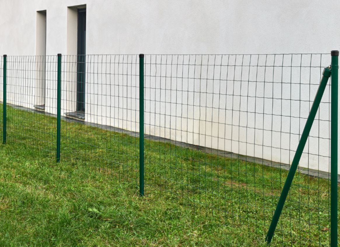 Clôture en rouleau soudé AXIAL® maille 101,6x76,2mm Vert 1,20x25m