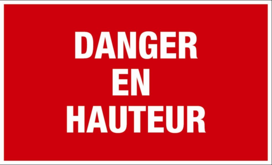Panneau 330x200 mm rigide danger en hauteur