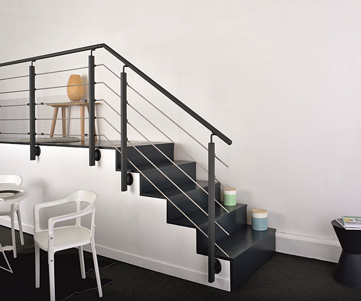 Poteau inoline fixation latérale aluminium noir - BURGER