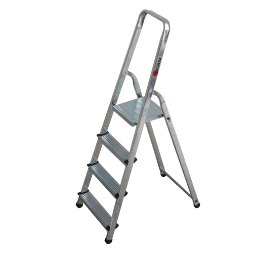 Escabeau ménager aluminium 4 marches 84cm ESCALUX