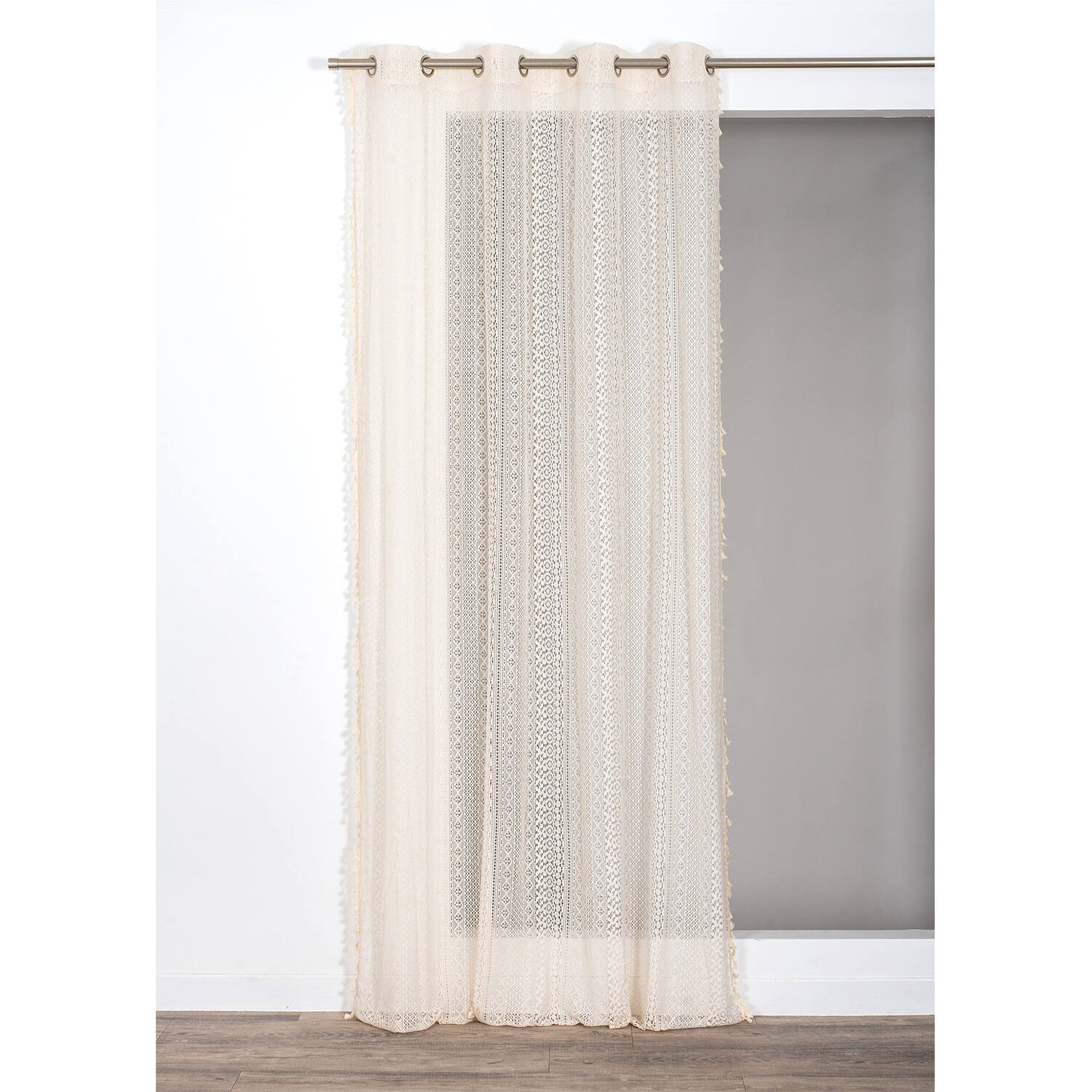 Voilage boheme style macramé avec pompons sur les côtés 140x240cm