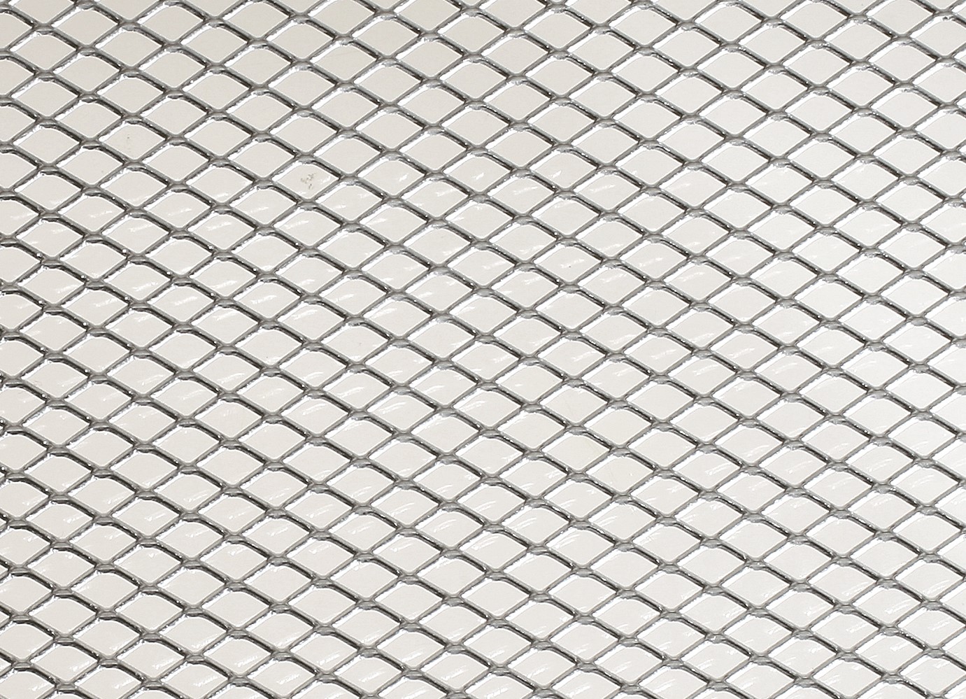 Tôle argente deployée 10x5.5 alu mm.50x40