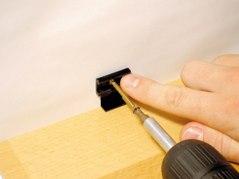 Clips à plinthe - ALSAPAN