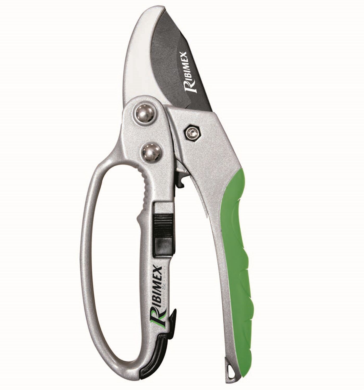 Sécateur à cremaillère